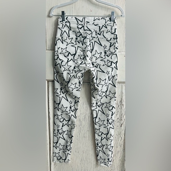 🖤🖤ZARA Trafaluc Denim Star Jeans - Women | Color: White/Black🖤🖤 - Picture 5 of 5